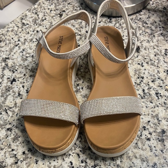 Steve Madden Silver Rhinestone Sandals - Picture 1 of 3